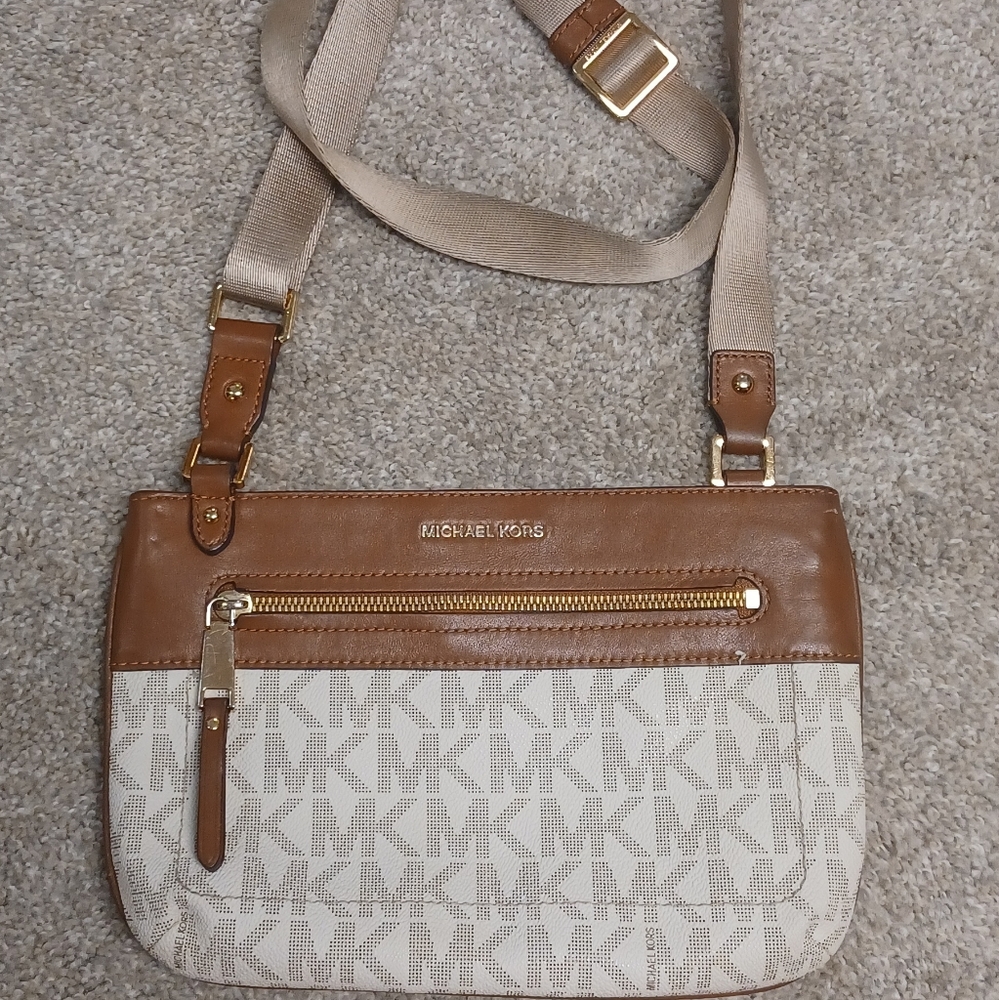 Michael Kors Cross Body Purse